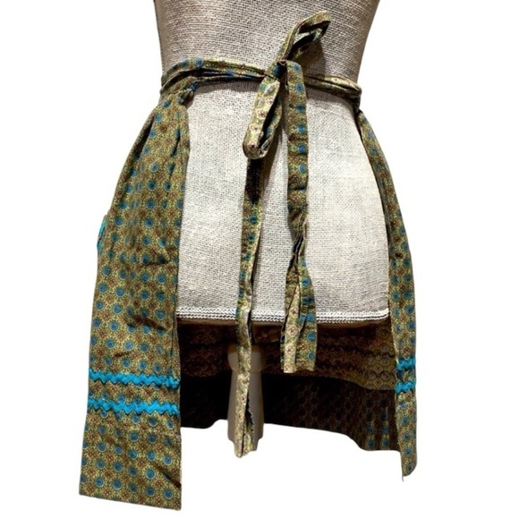 Vintage 1970’s Short Kitchen Apron - Picture 3 of 3